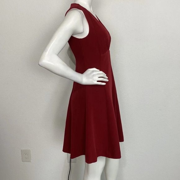 Modcloth Burgundy Red V-Neck Empire Waist A-Line Sleeveless Dress Size S - Picture 6 of 10